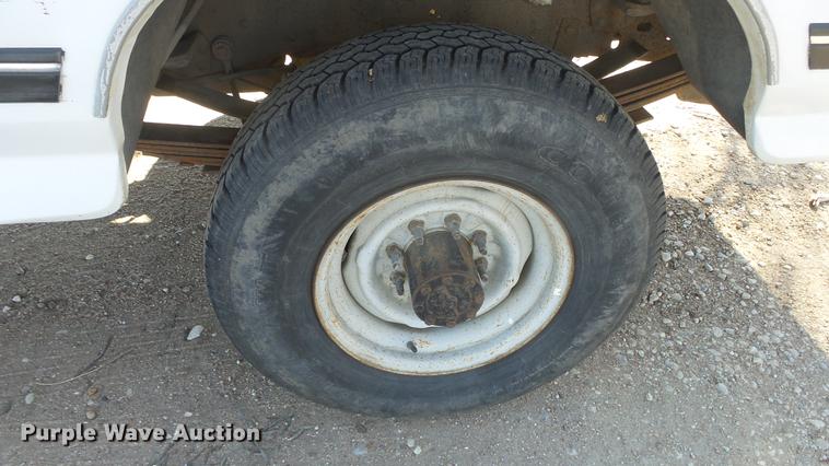 image for item DC0705 1994 Ford F350 Crew Cab pickup truck