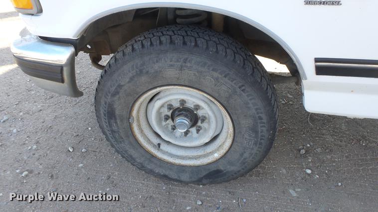 image for item DC0705 1994 Ford F350 Crew Cab pickup truck