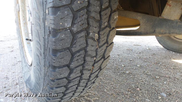 image for item DC0705 1994 Ford F350 Crew Cab pickup truck