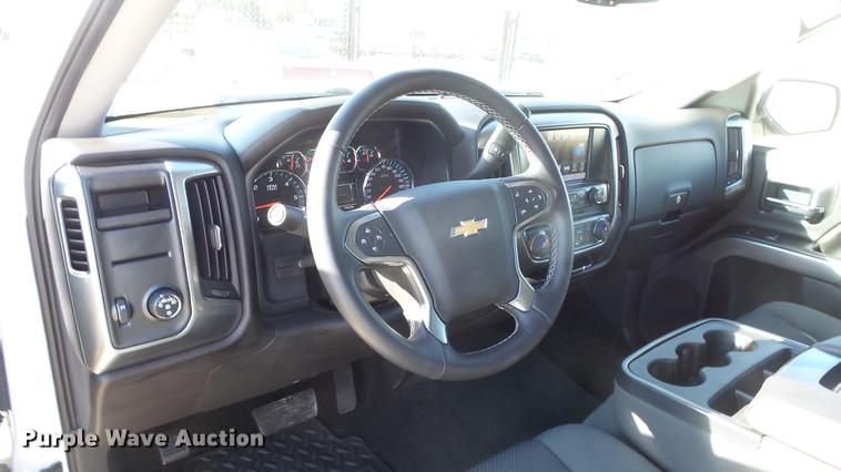 image for item DC1986 2016 Chevrolet Silverado 1500 Crew Cab pickup truck