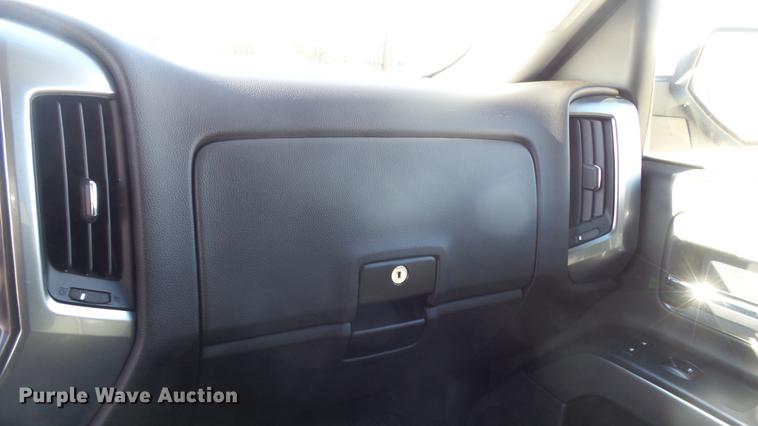 image for item DC1986 2016 Chevrolet Silverado 1500 Crew Cab pickup truck