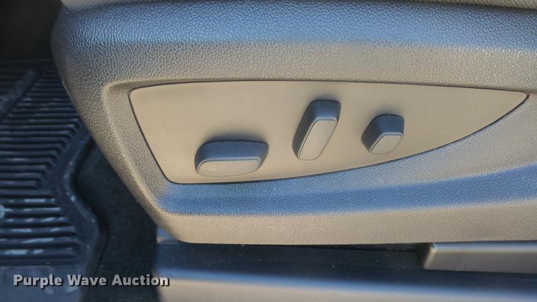 image for item DC1986 2016 Chevrolet Silverado 1500 Crew Cab pickup truck