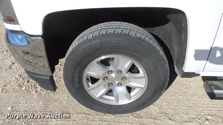 image for item DC1986 2016 Chevrolet Silverado 1500 Crew Cab pickup truck