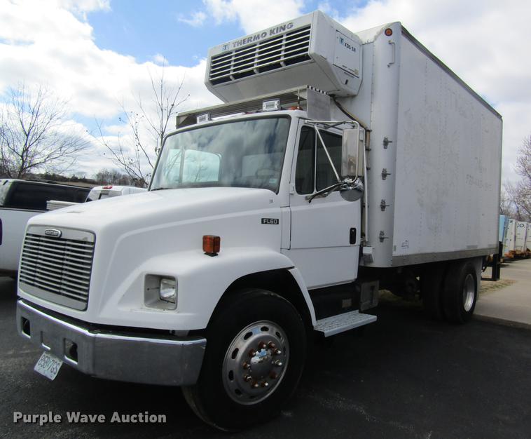 image for item DC4424 2001 Freightliner FL60 refrigerated van truck