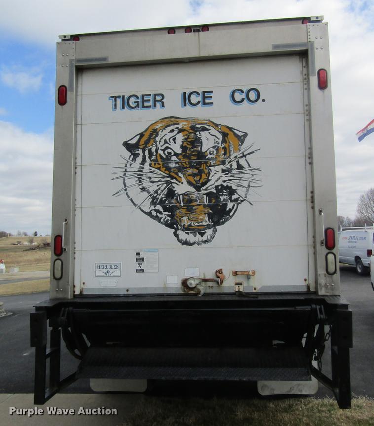 image for item DC4424 2001 Freightliner FL60 refrigerated van truck