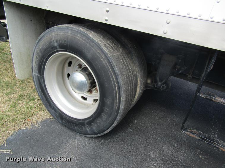 image for item DC4424 2001 Freightliner FL60 refrigerated van truck