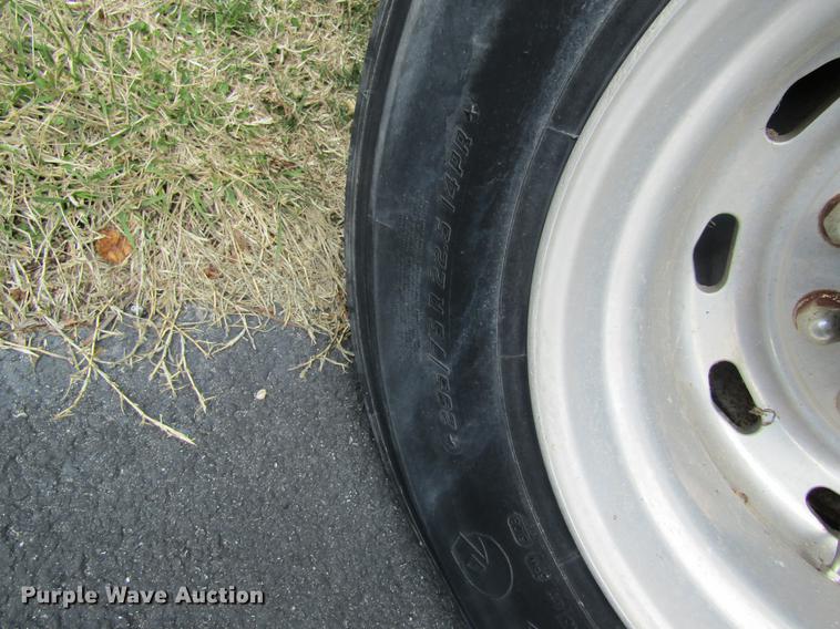 image for item DC4424 2001 Freightliner FL60 refrigerated van truck