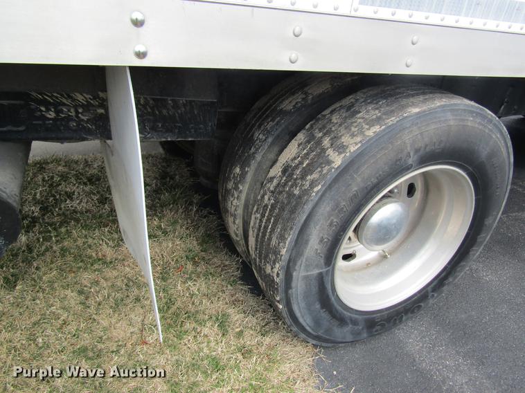 image for item DC4424 2001 Freightliner FL60 refrigerated van truck