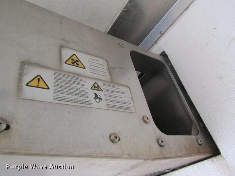 image for item DC4424 2001 Freightliner FL60 refrigerated van truck