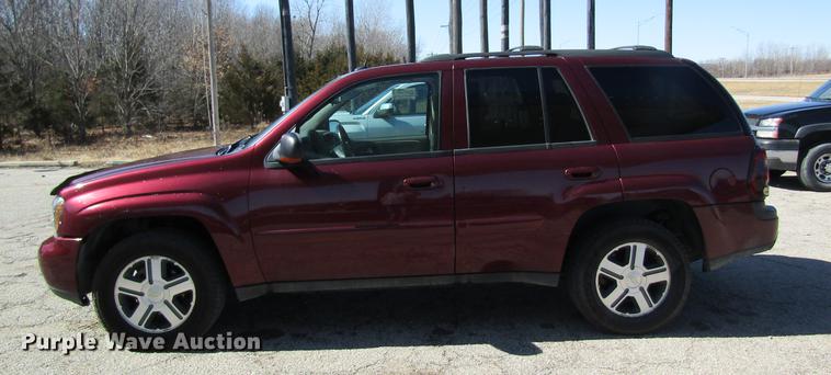 image for item DC4449 2005 Chevrolet TrailBlazer SUV