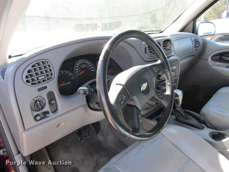 image for item DC4449 2005 Chevrolet TrailBlazer SUV