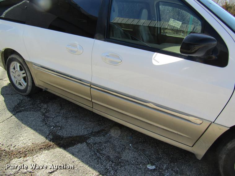 image for item DC4450 2001 Ford Windstar van