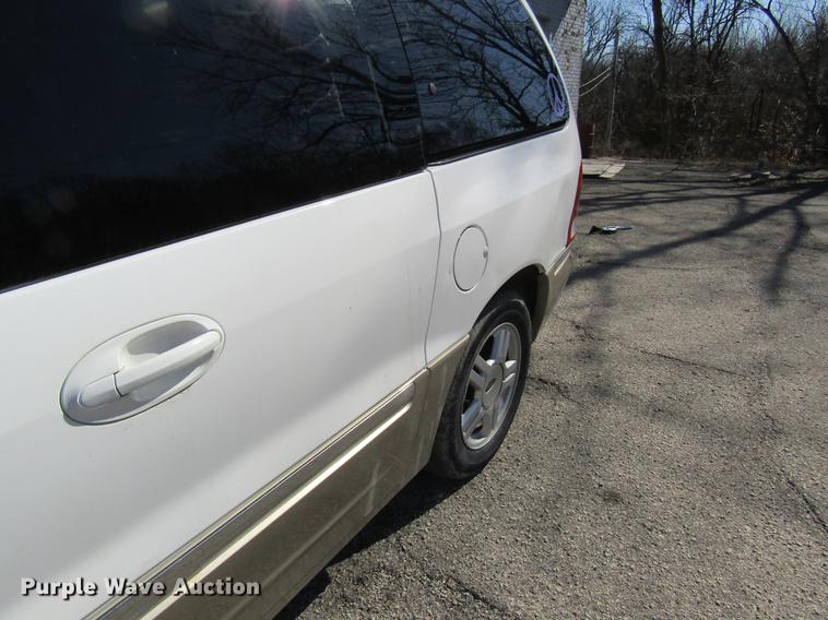 image for item DC4450 2001 Ford Windstar van