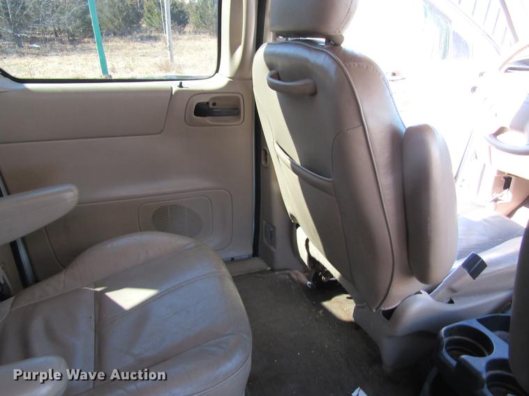 image for item DC4450 2001 Ford Windstar van