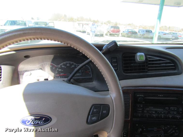 image for item DC4450 2001 Ford Windstar van