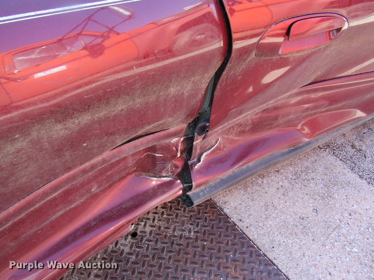 image for item DC4451 2006 Ford Taurus