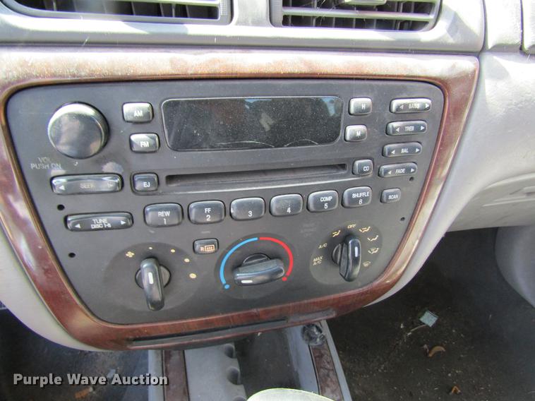 image for item DC4451 2006 Ford Taurus