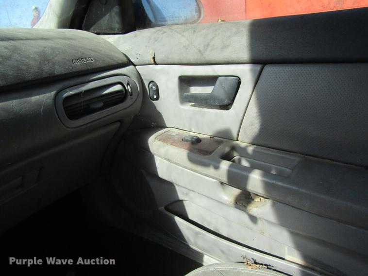 image for item DC4451 2006 Ford Taurus