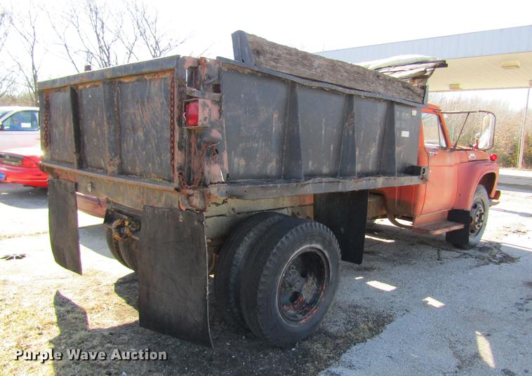 image for item DC4452 1965 Ford dump truck
