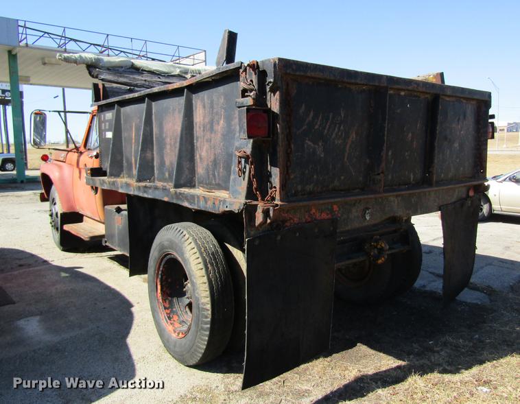 image for item DC4452 1965 Ford dump truck