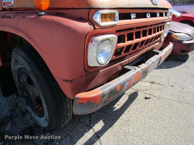 image for item DC4452 1965 Ford dump truck