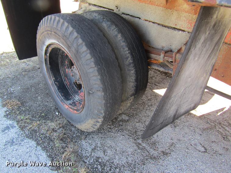 image for item DC4452 1965 Ford dump truck