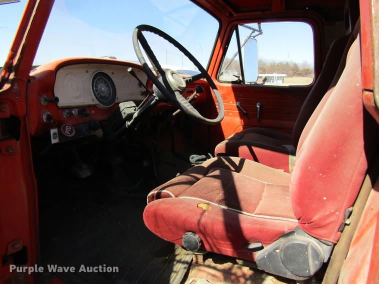 image for item DC4452 1965 Ford dump truck