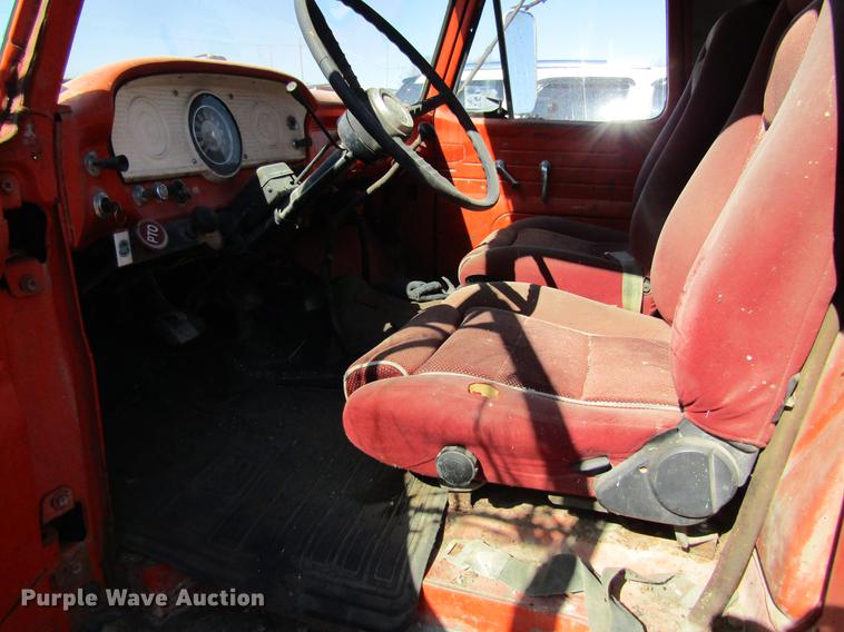 image for item DC4452 1965 Ford dump truck