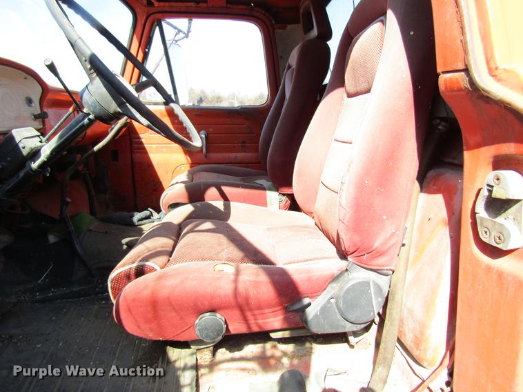 image for item DC4452 1965 Ford dump truck