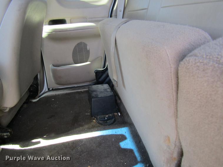 image for item DC4453 2001 Ford F150 SuperCab pickup truck