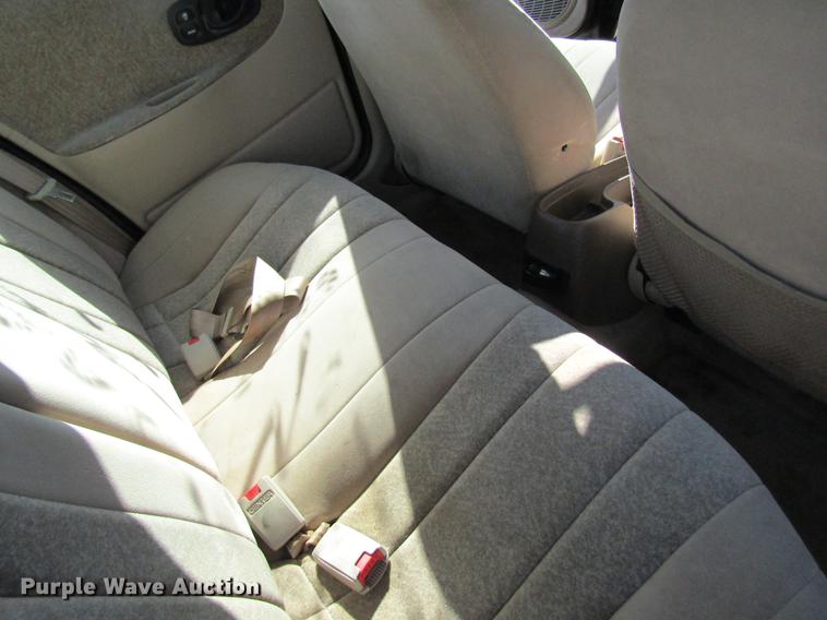 image for item DC4454 1996 Saturn SL