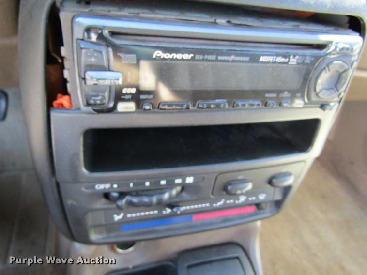 image for item DC4454 1996 Saturn SL