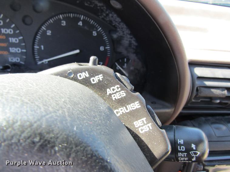 image for item DC4454 1996 Saturn SL