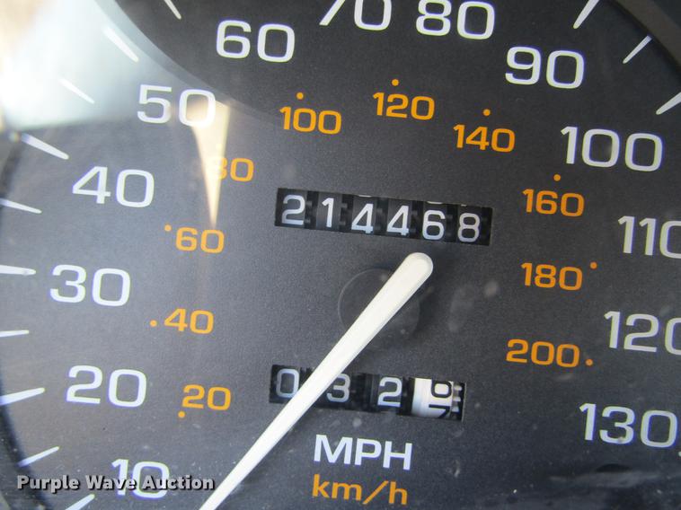 image for item DC4454 1996 Saturn SL