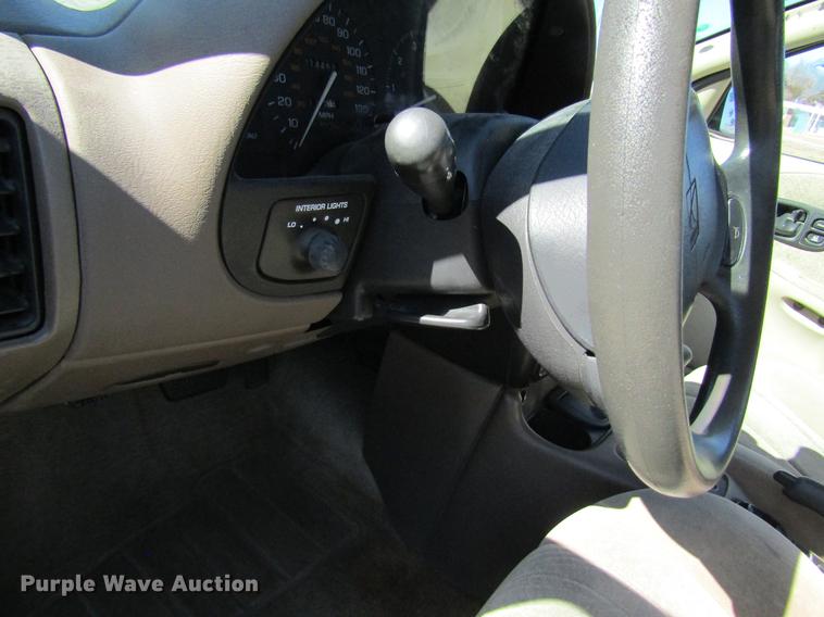 image for item DC4454 1996 Saturn SL