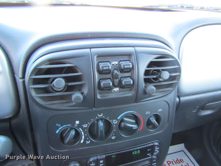 image for item DC4460 2004 Chrysler PT Cruiser