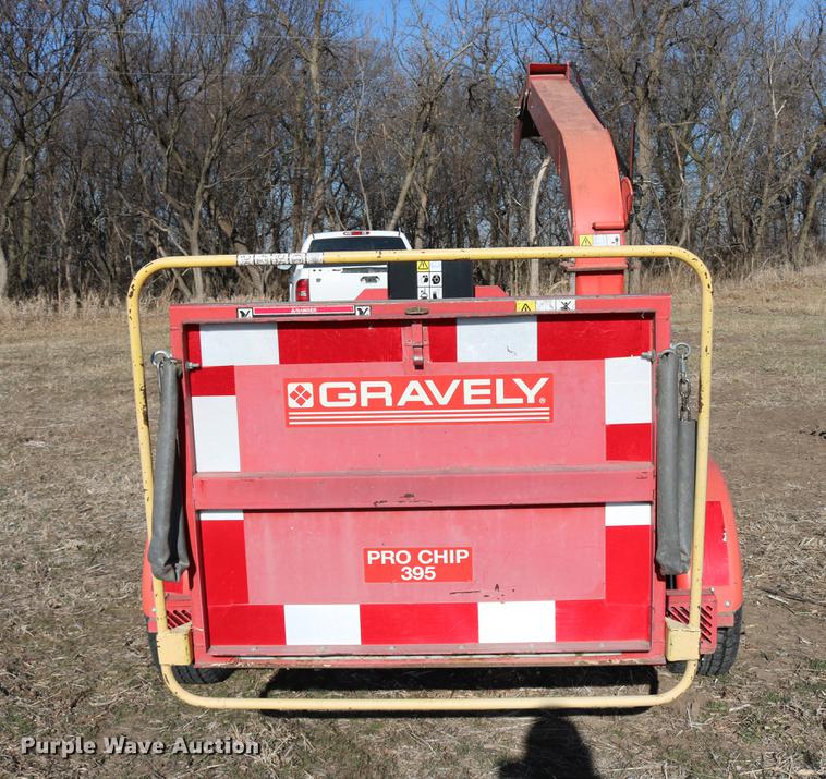 image for item DC7685 1997 Gravely Pro Chip 395 wood chipper