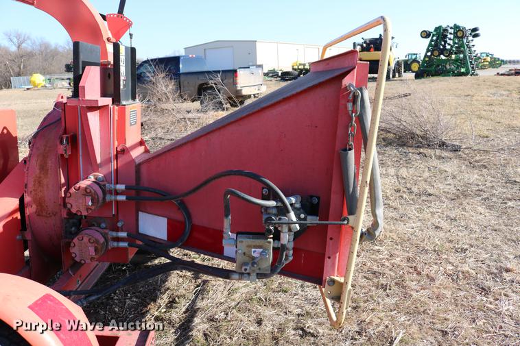 image for item DC7685 1997 Gravely Pro Chip 395 wood chipper