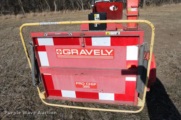 image for item DC7685 1997 Gravely Pro Chip 395 wood chipper