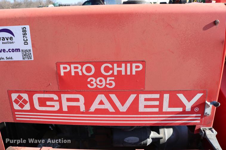 image for item DC7685 1997 Gravely Pro Chip 395 wood chipper