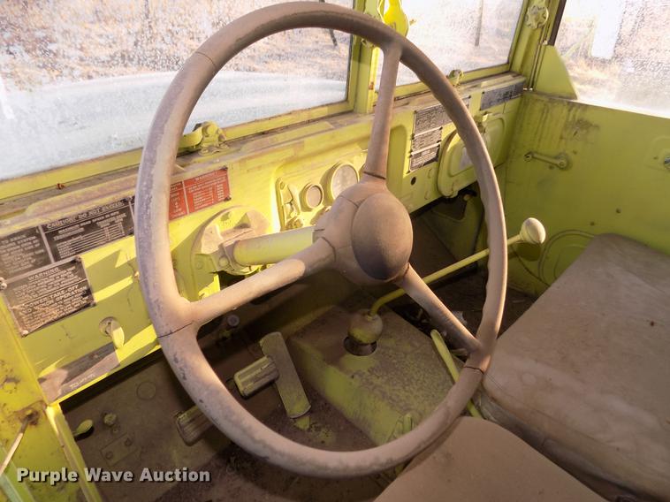 image for item DD2850 1957 Reo M35 tank truck