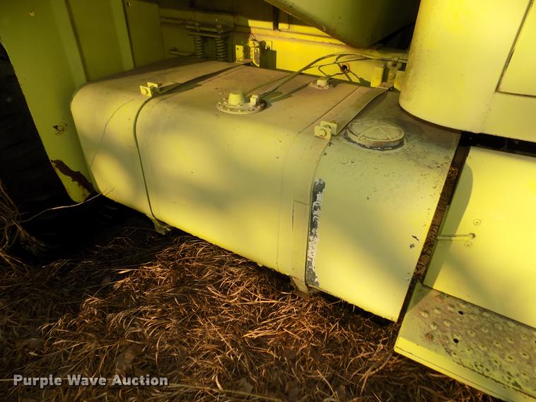 image for item DD2850 1957 Reo M35 tank truck