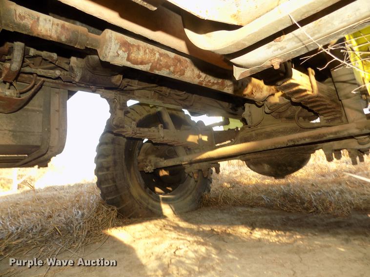 image for item DD2850 1957 Reo M35 tank truck