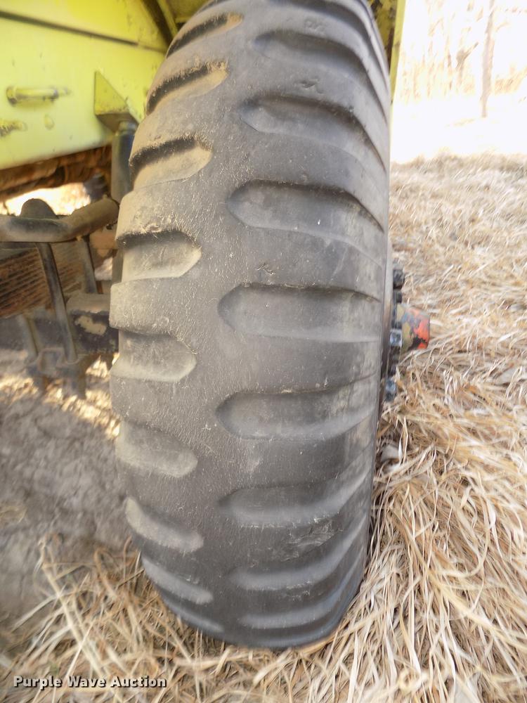 image for item DD2850 1957 Reo M35 tank truck