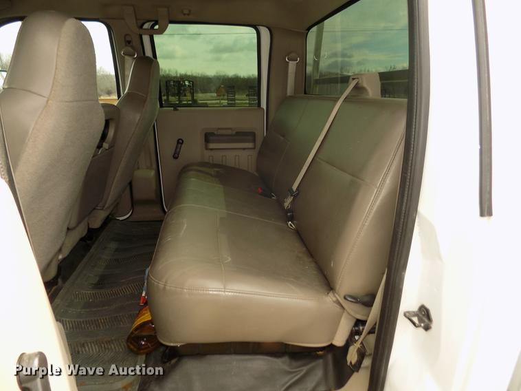 image for item DD2869 2008 Ford F250 Super Duty XL Crew Cab pickup truck