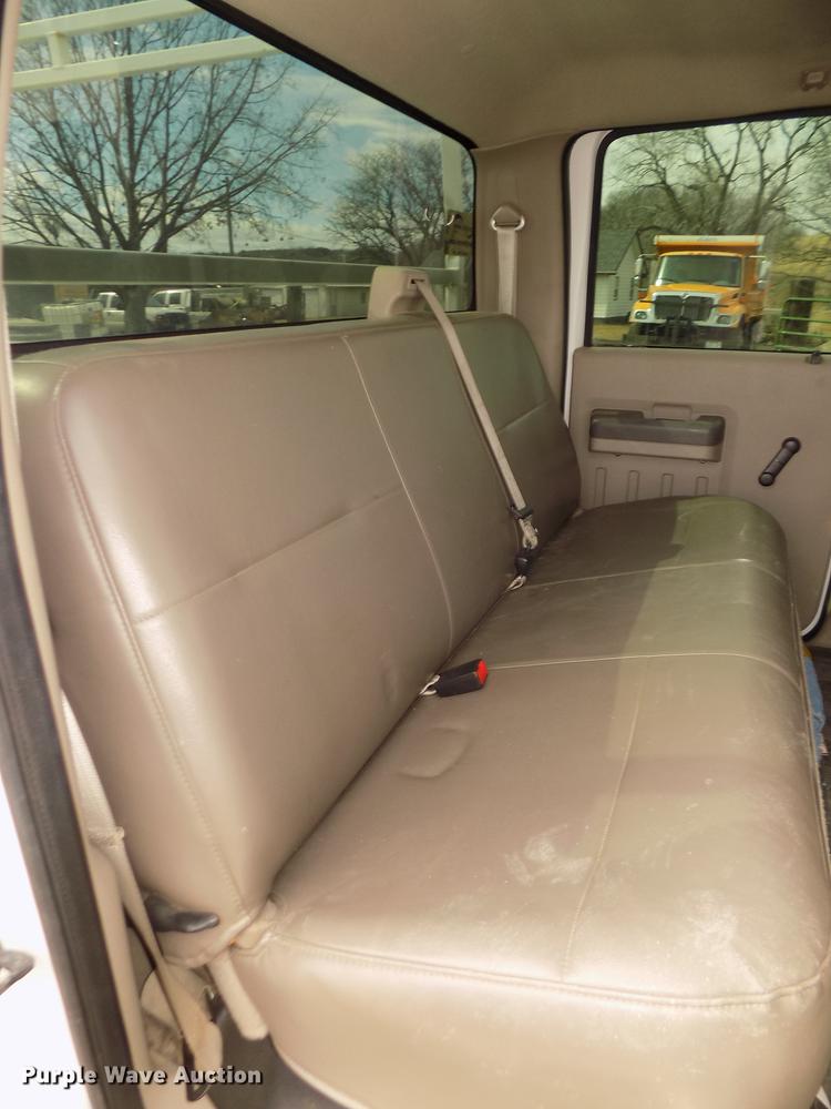 image for item DD2869 2008 Ford F250 Super Duty XL Crew Cab pickup truck