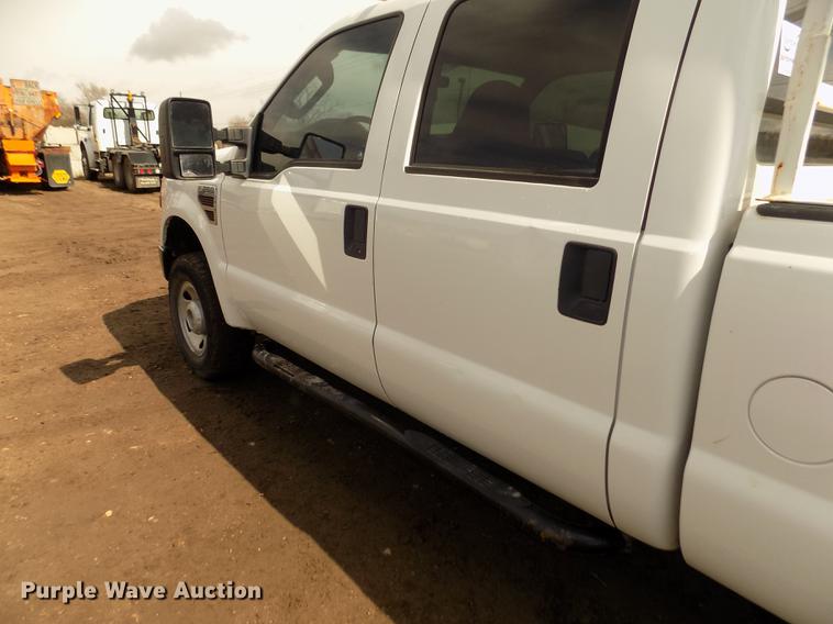 image for item DD2869 2008 Ford F250 Super Duty XL Crew Cab pickup truck
