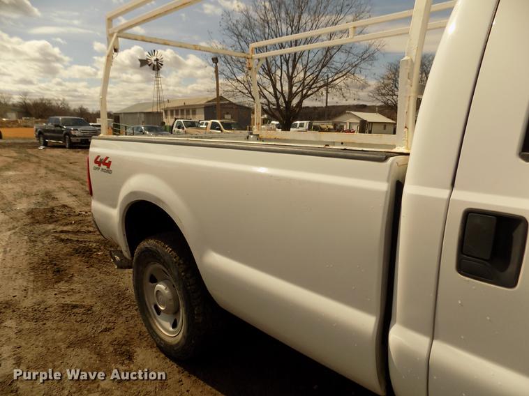 image for item DD2869 2008 Ford F250 Super Duty XL Crew Cab pickup truck
