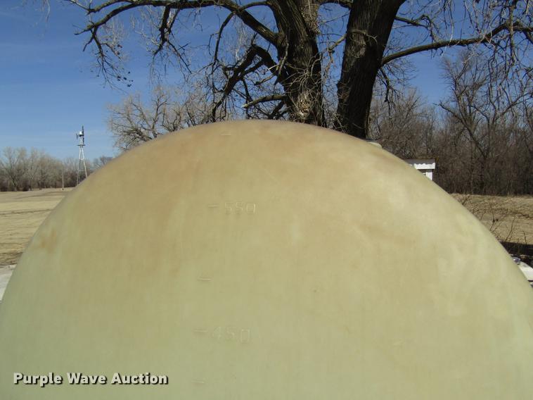 image for item DD8733 2001 Superior tank trailer