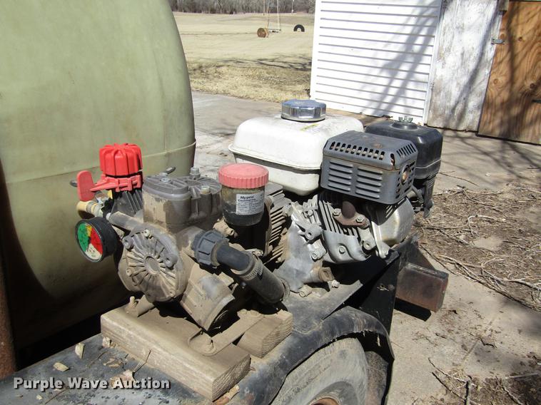 image for item DD8733 2001 Superior tank trailer